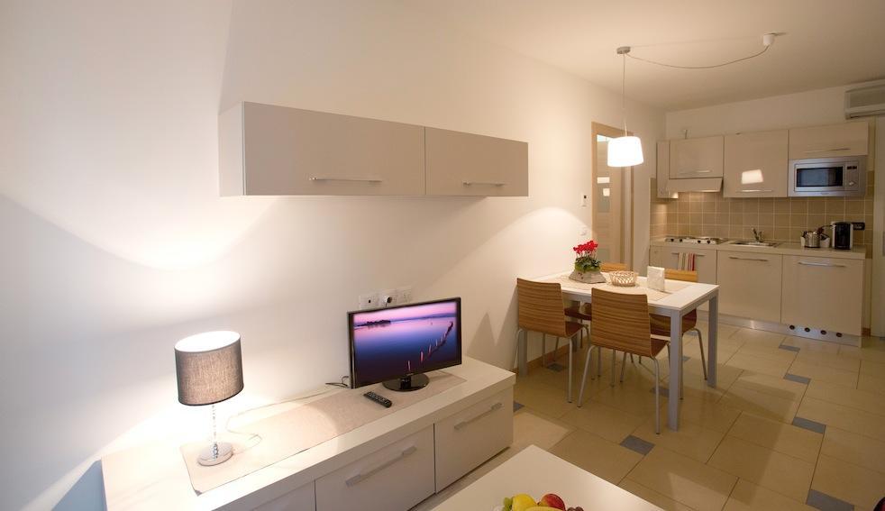 Lacroma Aparthotel Grado Dış mekan fotoğraf